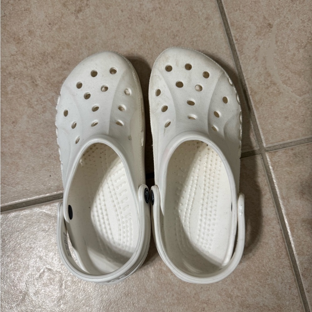 Women’s White CROCS size 9